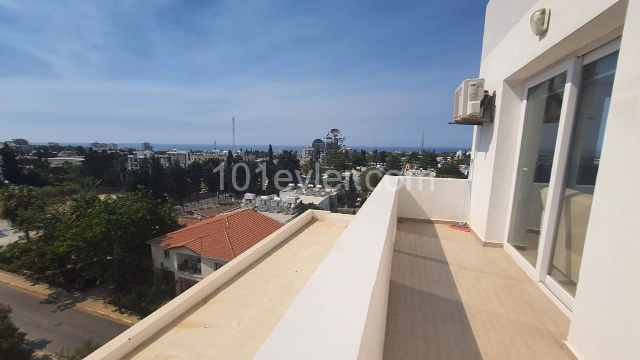 2 bedroom apartment for rent in Kyrenia Center