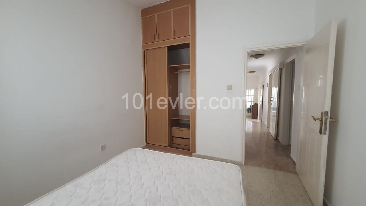 Girne Merkez Kiralık 3+1 Daire