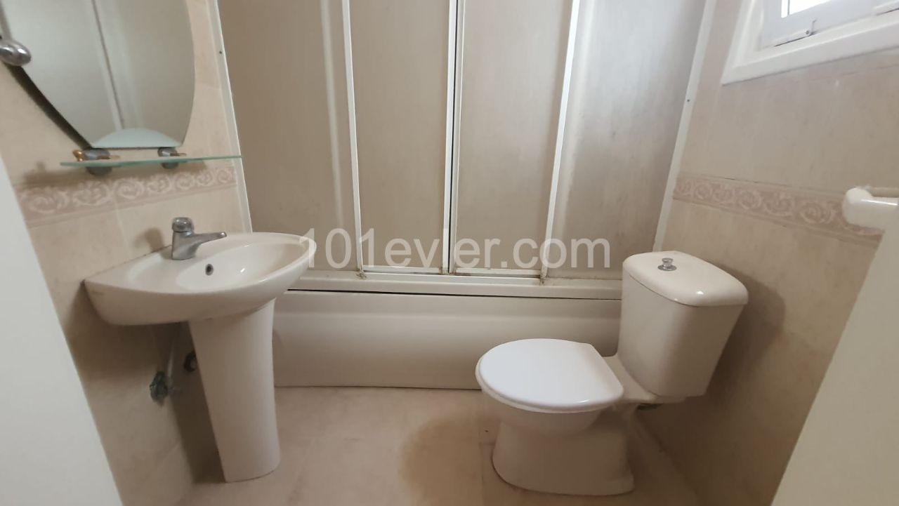 Girne Merkez Kiralık 3+1 Daire