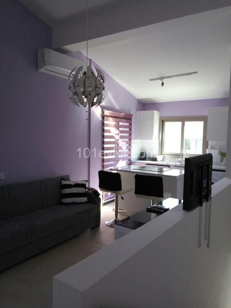 Girne Alsancak Kiralık 1+1 Daire / Bahçeli