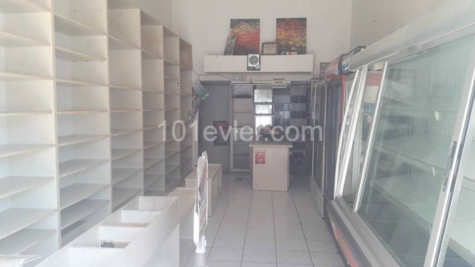 50 m2 fundamental Shop zum Verkauf in Kyrenia Basar 24.000 STG / 0548 823 96 10 ** 