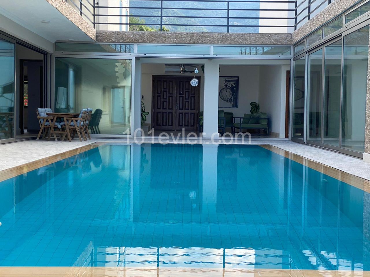 4+1 möblierte Villa mit Pool in Alsancak 250 STG pro Tag / 0548 823 96 10 ** 