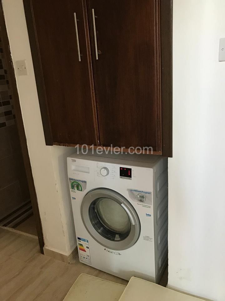 Zeytinlik'de 3+1 eşyalı villa 800 STG / 0548 823 96 10