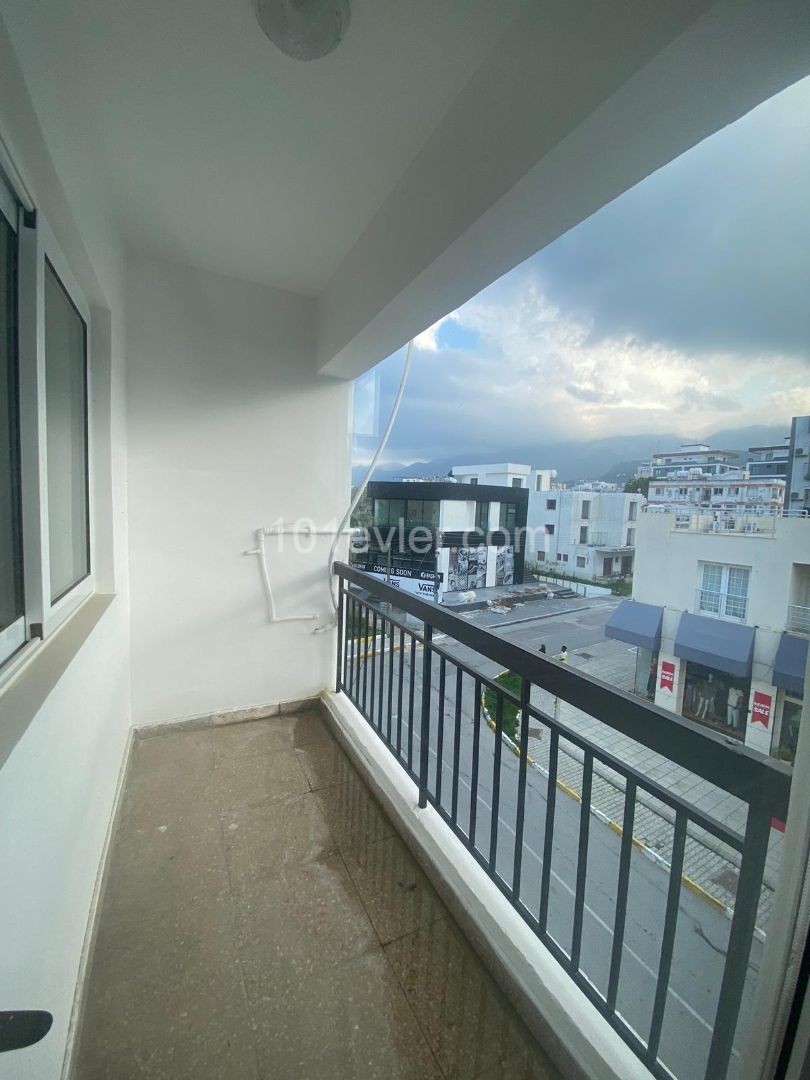 3+1 120 m2 Commercial flat in the Center 500 STG / 0548 823 96 10 ** 