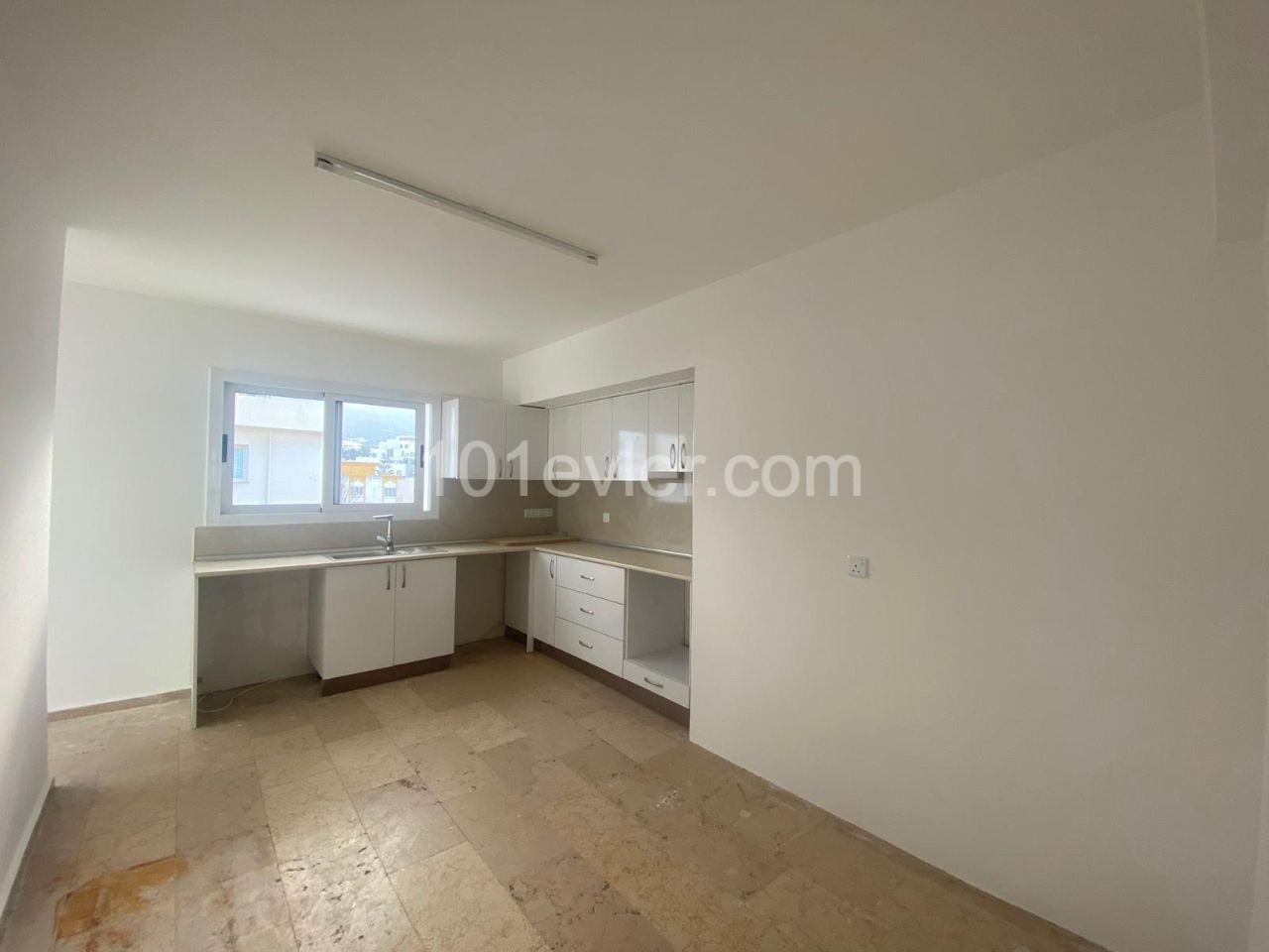 3+1 120 m2 Commercial flat in the Center 500 STG / 0548 823 96 10 ** 