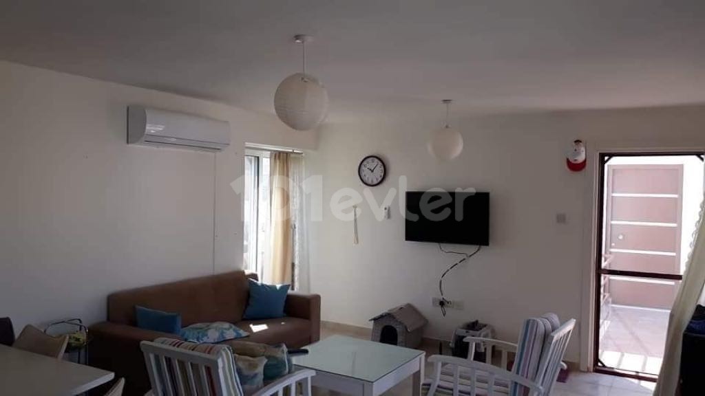 350 STG / 0548 823 9610 with 2+1 furnished communal pool in Çatalköy ** 