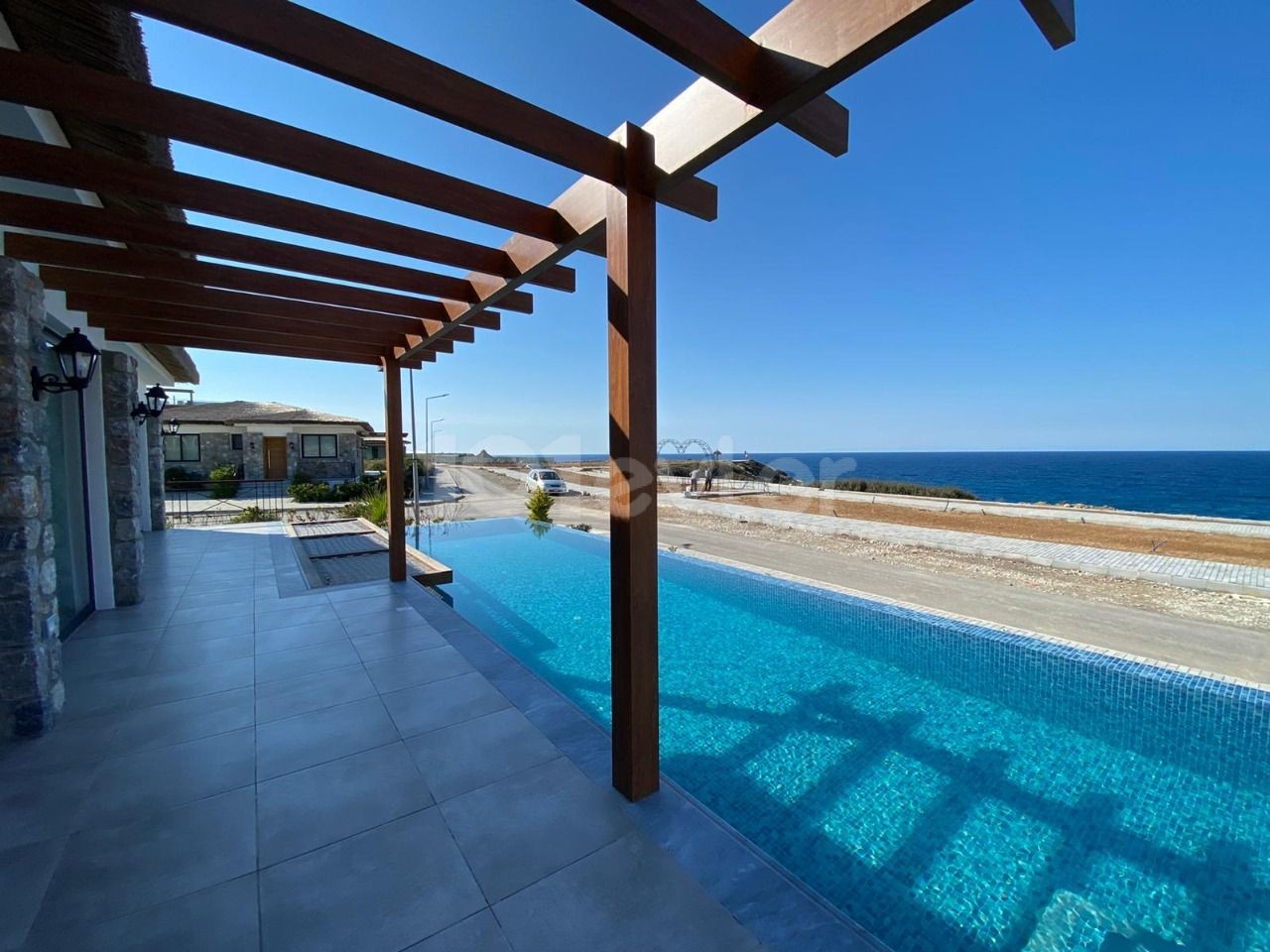 Villas for Daily Rent in Kyrenia Esentepe / Near the Sea ** 