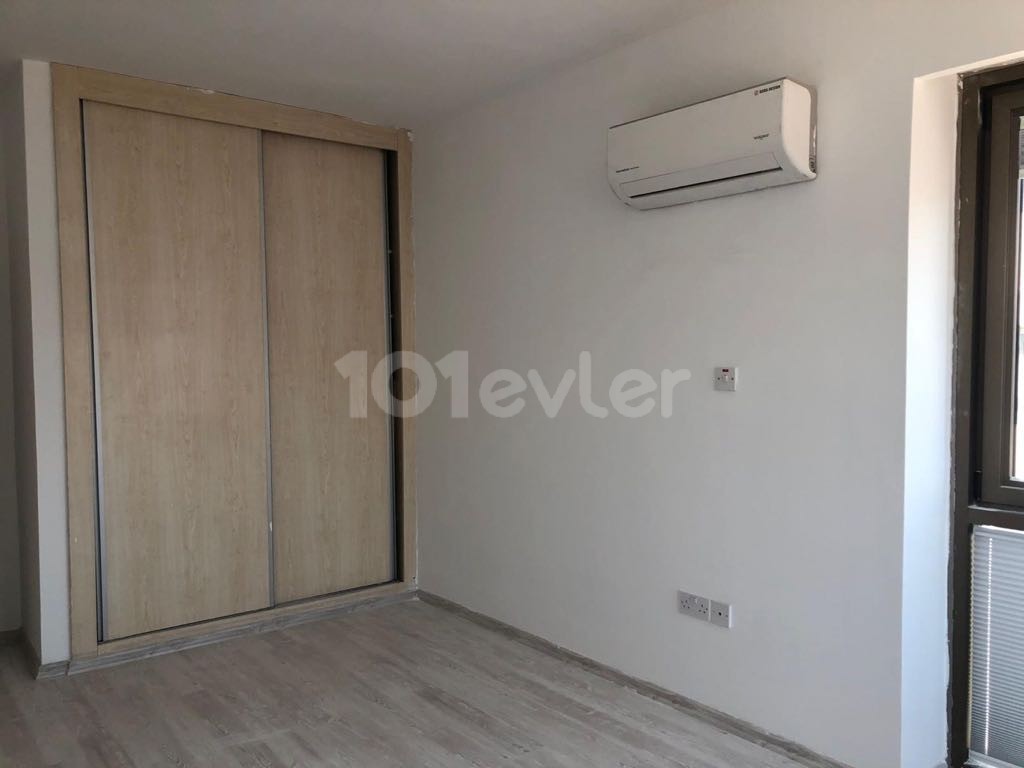 Near the new municipality 3+1 unfurnished 600 Stg / 0548 823 9610 ** 