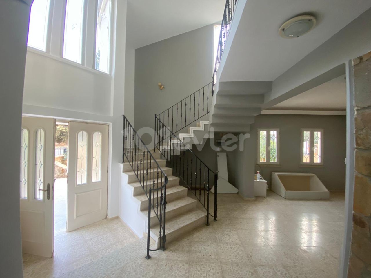 Kyrenia Karaoglanoglu 4 + 1 Villa for Rent ** 