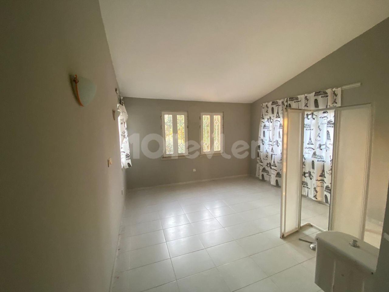 Kyrenia Karaoglanoglu 4 + 1 Villa for Rent ** 