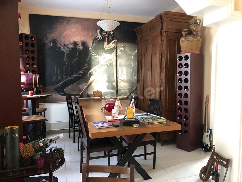 3 + 1 furnished commercial villa in Karaoglanoglu district 