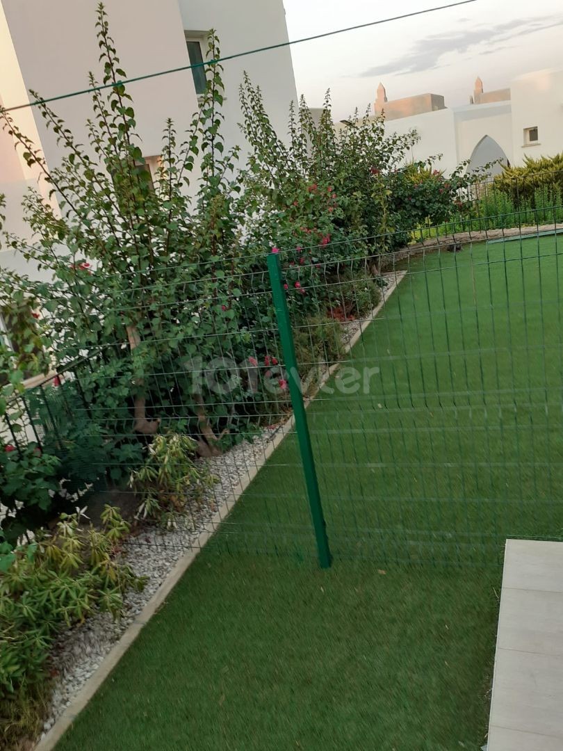 Girne Karşıyaka Kiralık 2+1 Villa