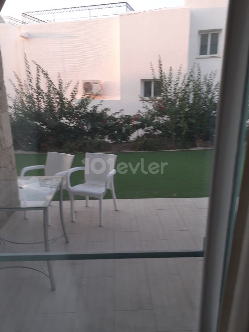 Girne Karşıyaka Kiralık 2+1 Villa