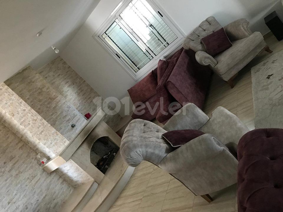 Zeytinlik'de 3+1 eşyalı villa 850 STG / 0548 823 96 10