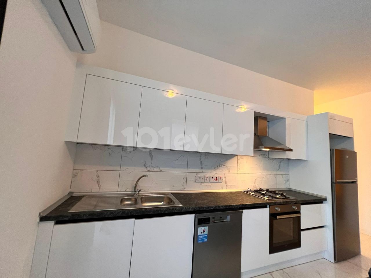 2 bedroom apartment for rent in Kyrenia, Alsancak