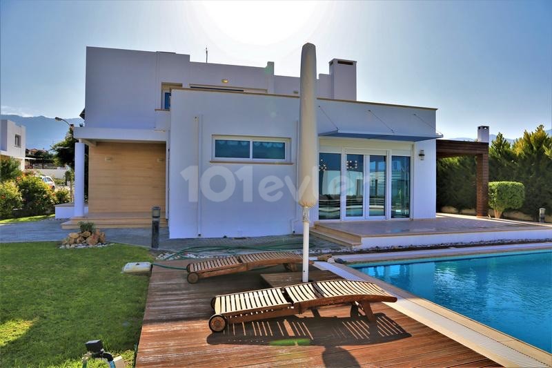 Villa To Rent in Çatalköy, Kyrenia