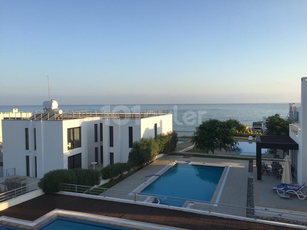 Girne Çatalköy Kiralık 4+2 Villa / Özel Havuzlu 