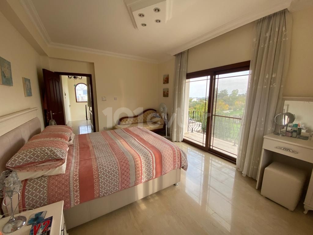 Girne Bellapais 3+1 Villa For Rent / ESK ist zu Fuß erreichbar