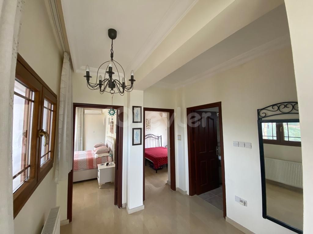 Girne Bellapais 3+1 Villa For Rent / ESK ist zu Fuß erreichbar