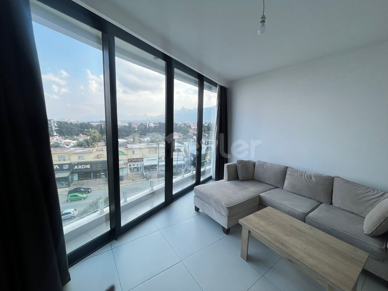1 bedroom apartment for rent in Kyrenia Center 
