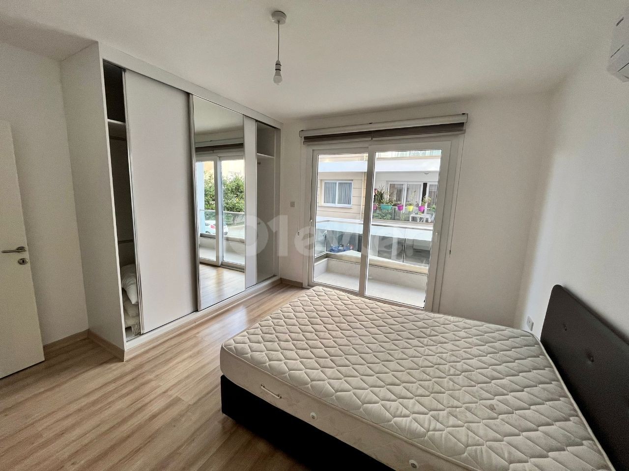 2 bedroom apartment for rent in Kyrenia Center