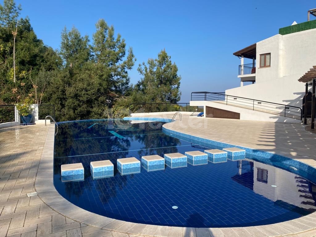 2 bedrooms villa for rent in Karmi, Kyrenia