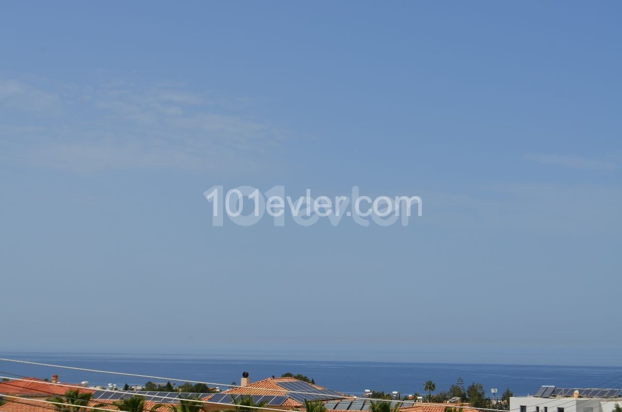 Flat To Rent in Çatalköy, Kyrenia