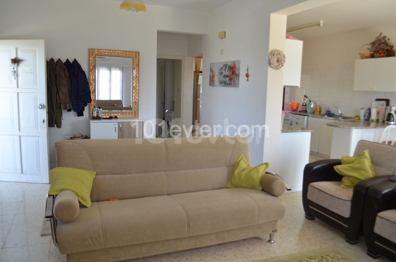 Flat To Rent in Çatalköy, Kyrenia