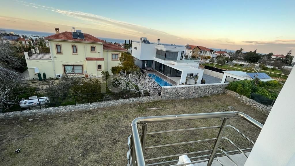 Girne Bellapais  Satılık 5+1 Villa