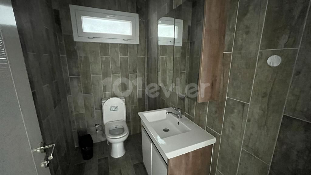 Girne Bellapais  Satılık 5+1 Villa