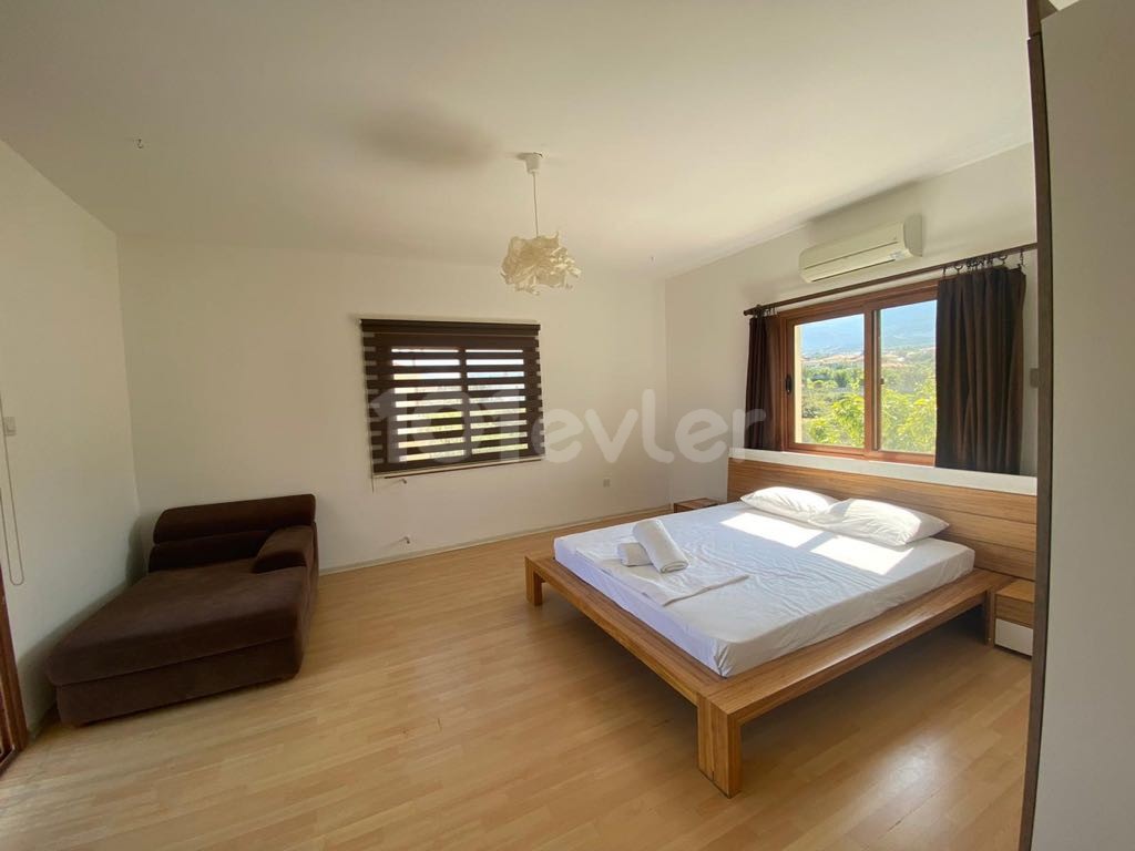 Villa To Rent in Çatalköy, Kyrenia