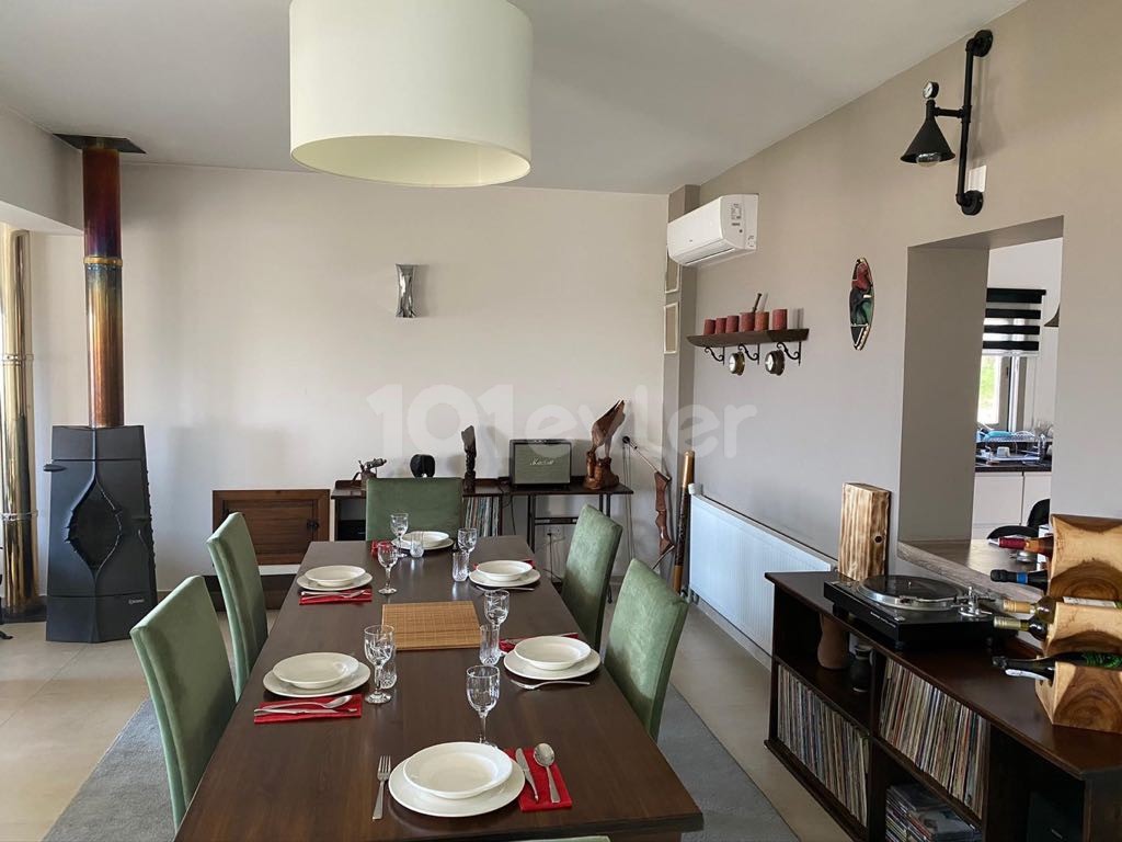 DAILY Rental 4+1 Villa in Alsancak, Kyrenia