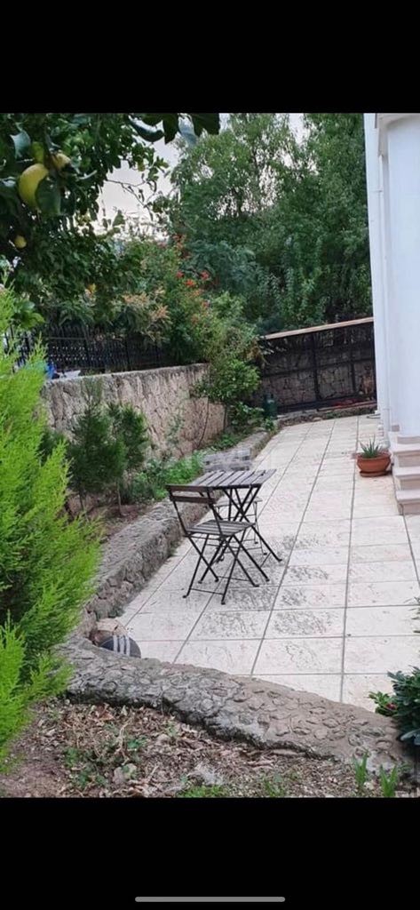 Girne Çatalköy’de  2+1  Kiralık Eşyalı /Ortak havuzlu Villa 