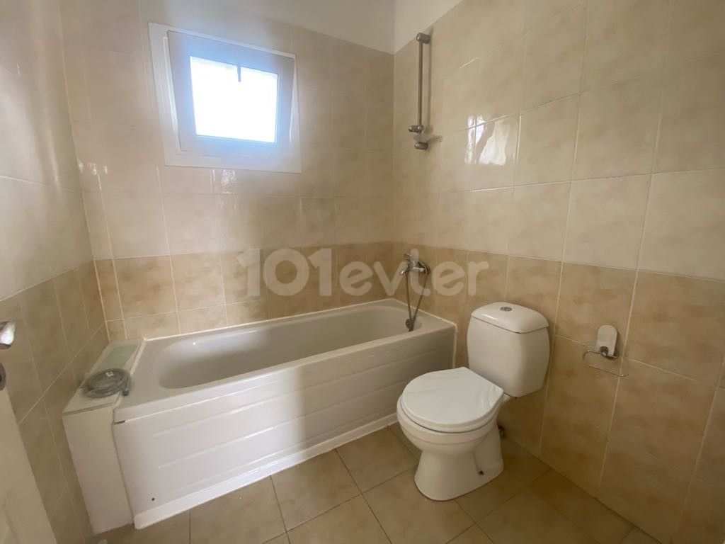 Semi Detached To Rent in Karaoğlanoğlu, Kyrenia