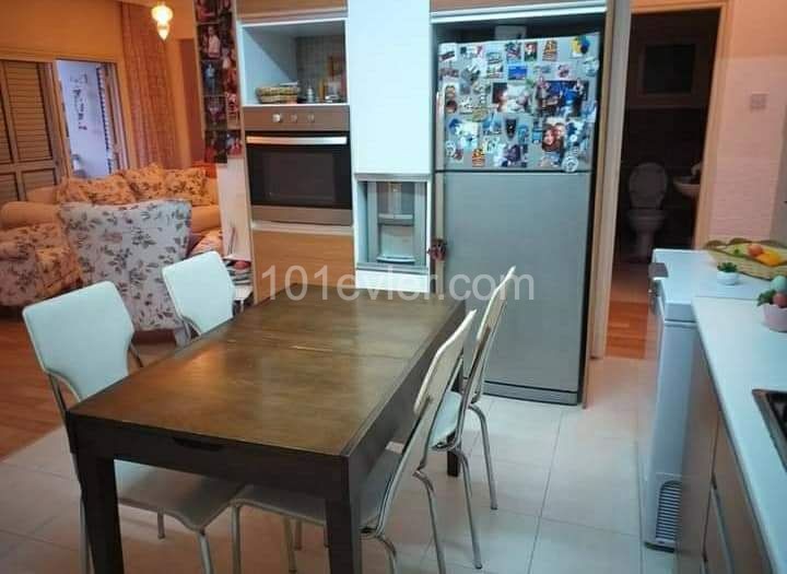 Flat For Sale in Küçük Kaymaklı, Nicosia