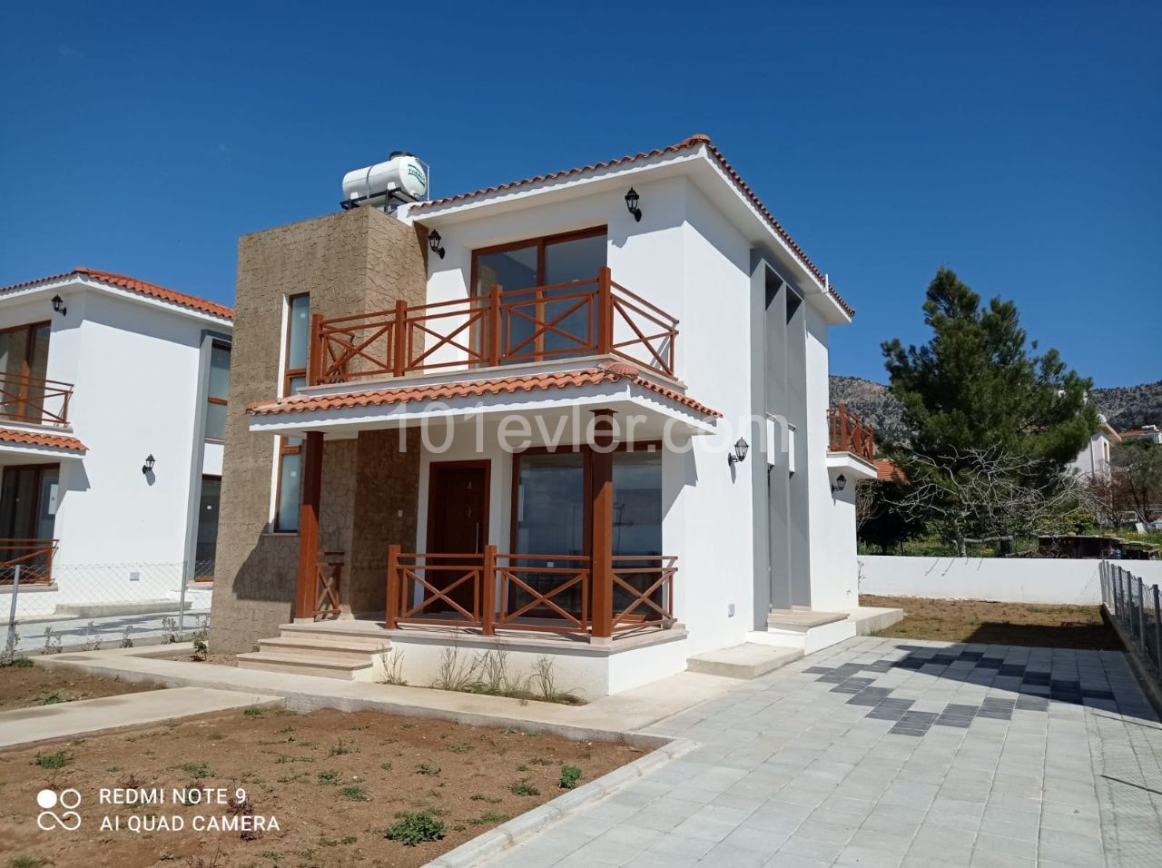 MODERN, LANDSCAPED DETACHED VILLA WITH GARDEN OVERLOOKING NORTH-SOUTH NICOSIA AND BESPARMAK MOUNTAINS IN THE MOST BEAUTIFUL LOCATION OF TASHKENT ** 