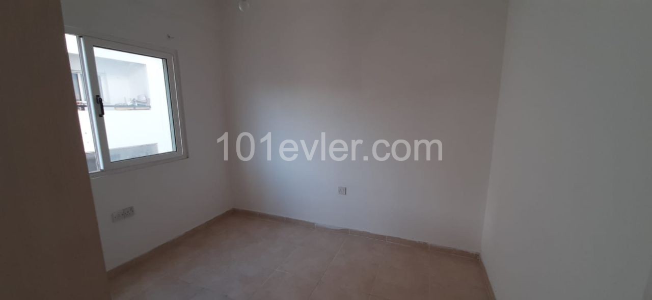 2 + 1 Cost-free Turkish apartment on the ground floor for sale in Hamitkoy. ** 