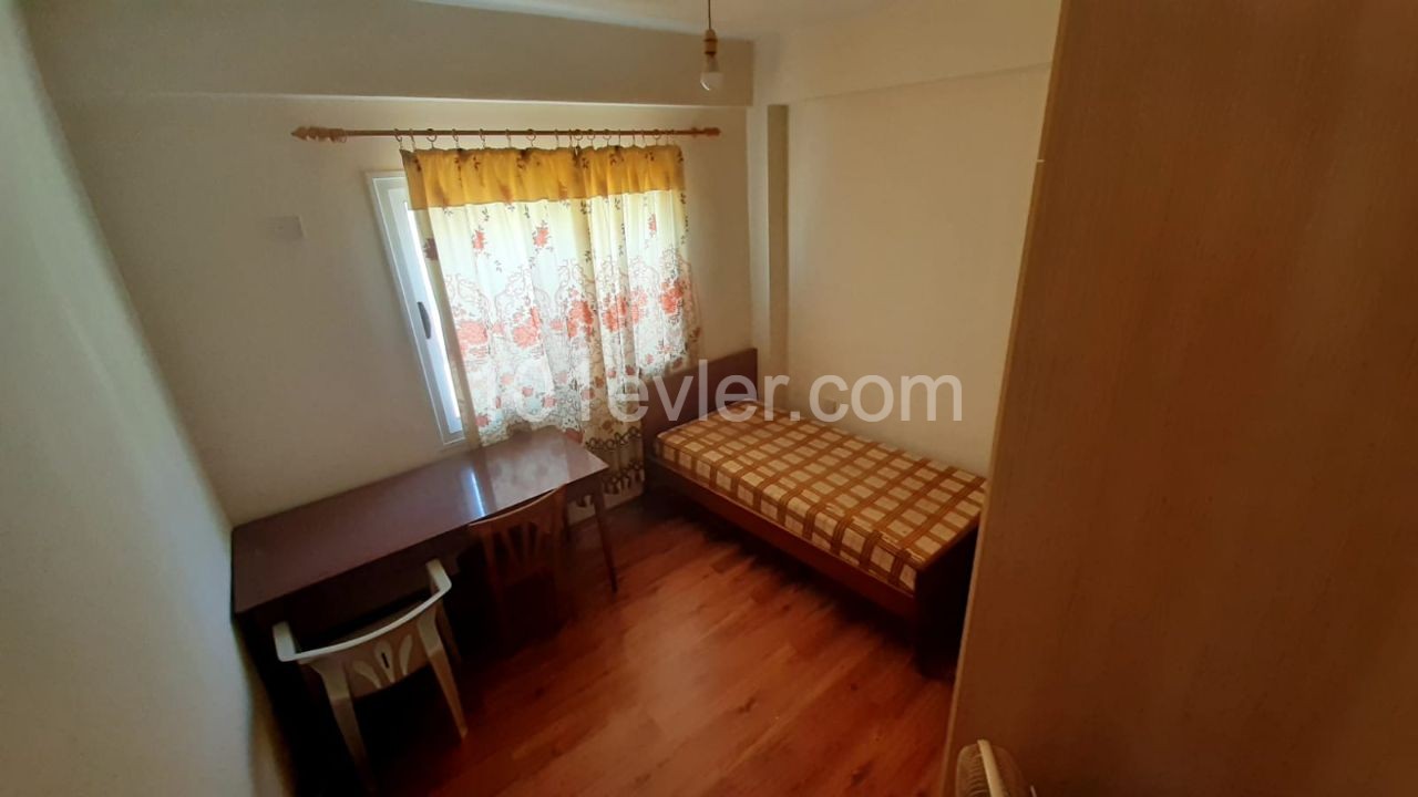 Ortaköyde kiralık 3+1 full eşyalı daire