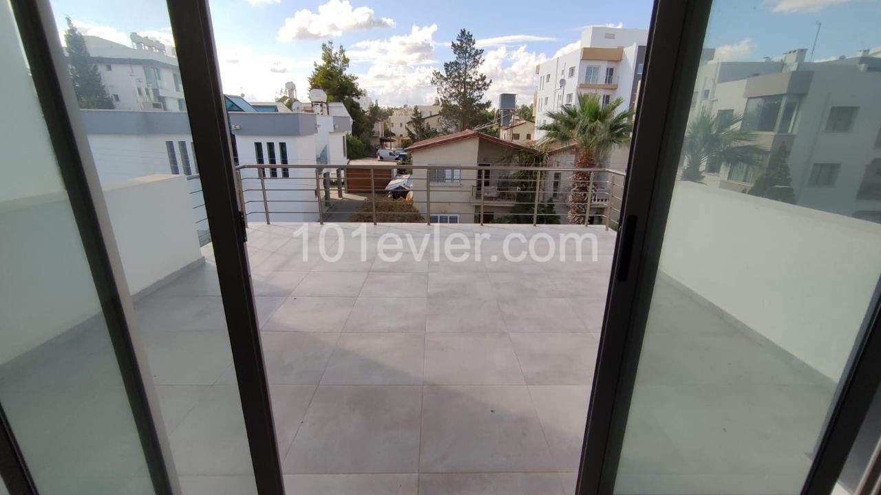 A PERFECT LOCATION IN GÖNYELİ, LARGE SPACIOUS, ELEVATOR AND PRIVATE PARKING (2+1) 90M2 MODERN DESIGNED FLATS FOR RENT ** 