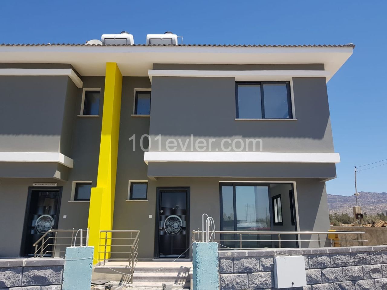 GREAT TWIN VILLAS WITH MODERN DESIGN, WIDE AND SPACIOUS 185 M2 (3+1) MADE WITH EXCELLENT MATERIAL AND CRAFTSMANSHIP IN DEMİRHAN WITH GARDEN ** 