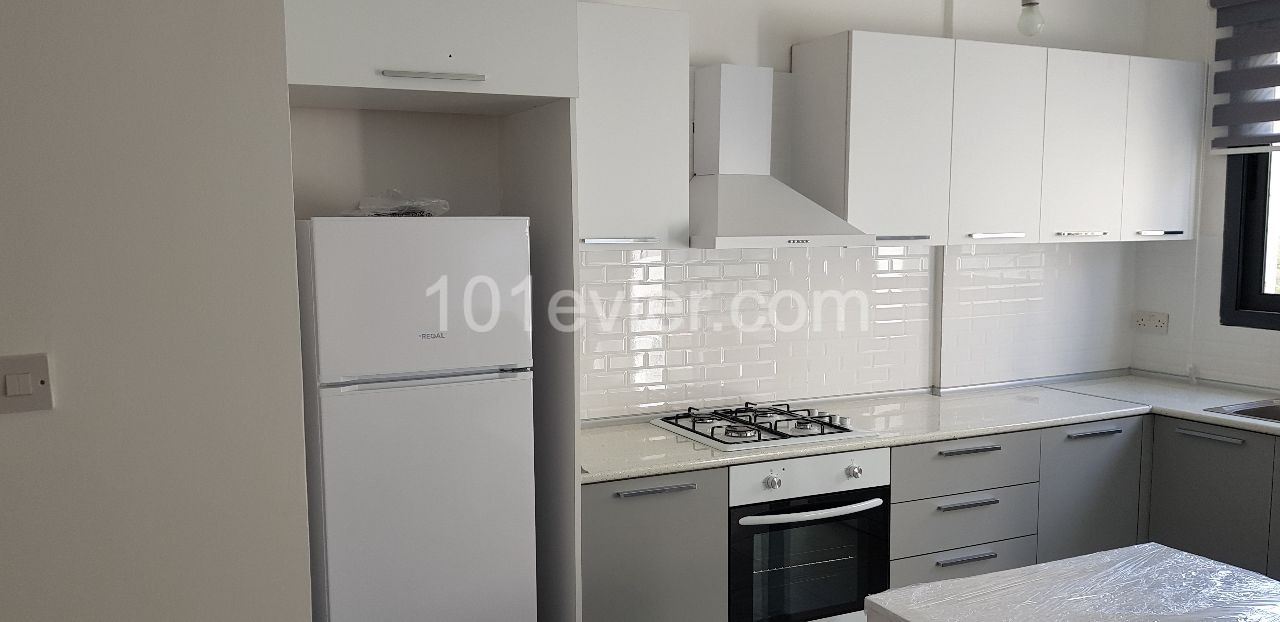 New fully furnished 2+1 flat for rent in the center of Yenişehir ** 