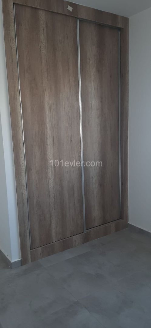 Newly finished 2+1 unfurnished flat for rent in central location in Gonyeli ** 