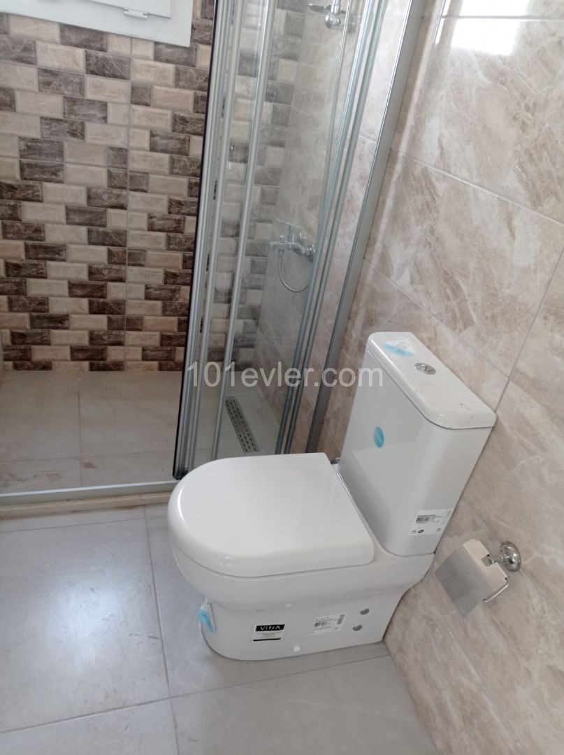 PERFECT FLAT IN ORTAKOY, ONE OF THE MOST BEAUTIFUL AREAS OF NICOSIA, WITHIN WALKING DISTANCE TO MARKETS, SCHOOLS, SHOPPING, HOSPITALS, RESTAURANTS AND CAFES ** 