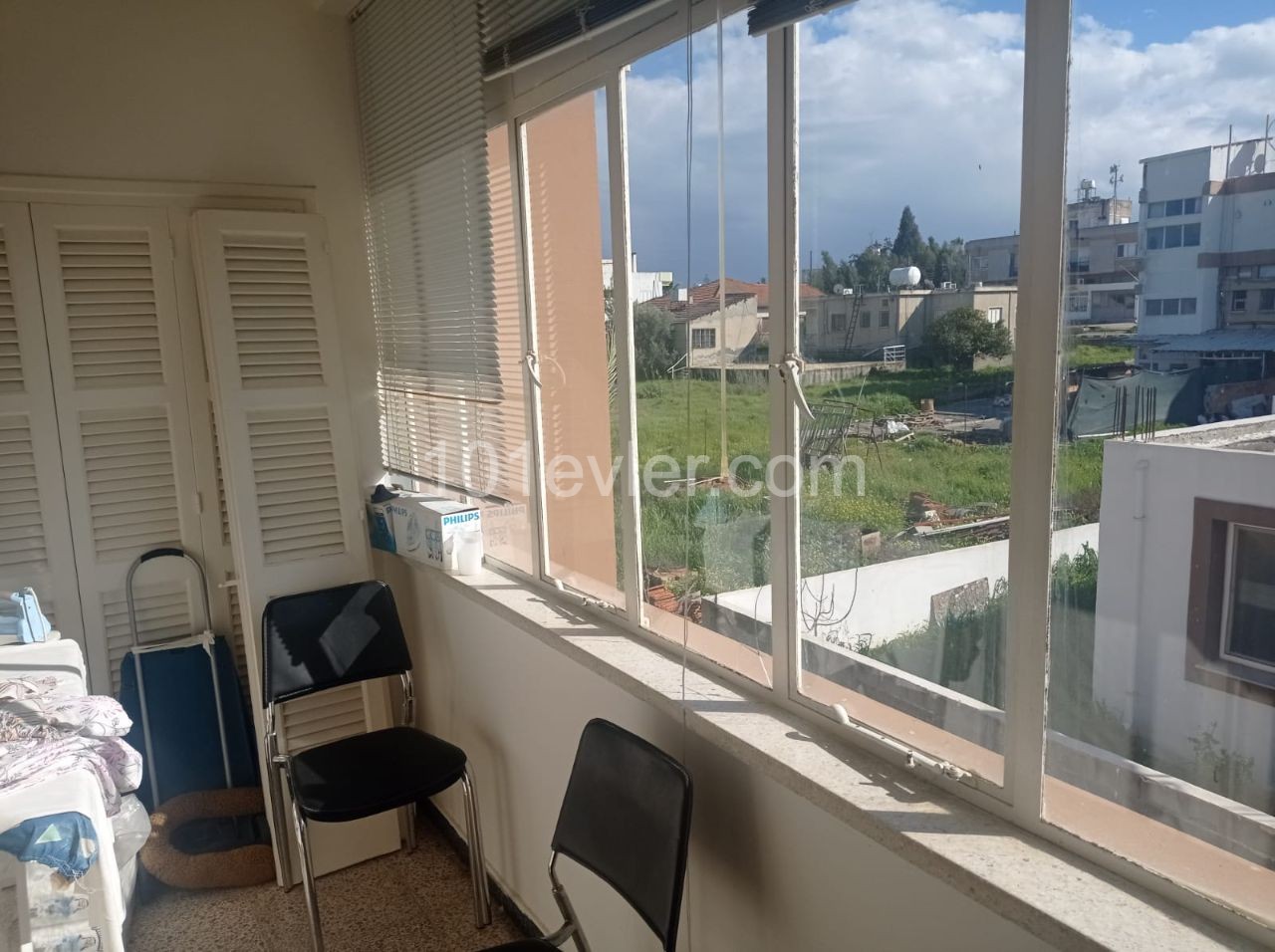 ALAYKÖY 1450 m2 Garten 216M2 (Werkstatt)+ 185m2 (Lager) + 185m2 voll renoviert (3+1) Gehäuse wartet auf den neuen Besitzer zu einem ausgezeichneten günstigen Preis ** 