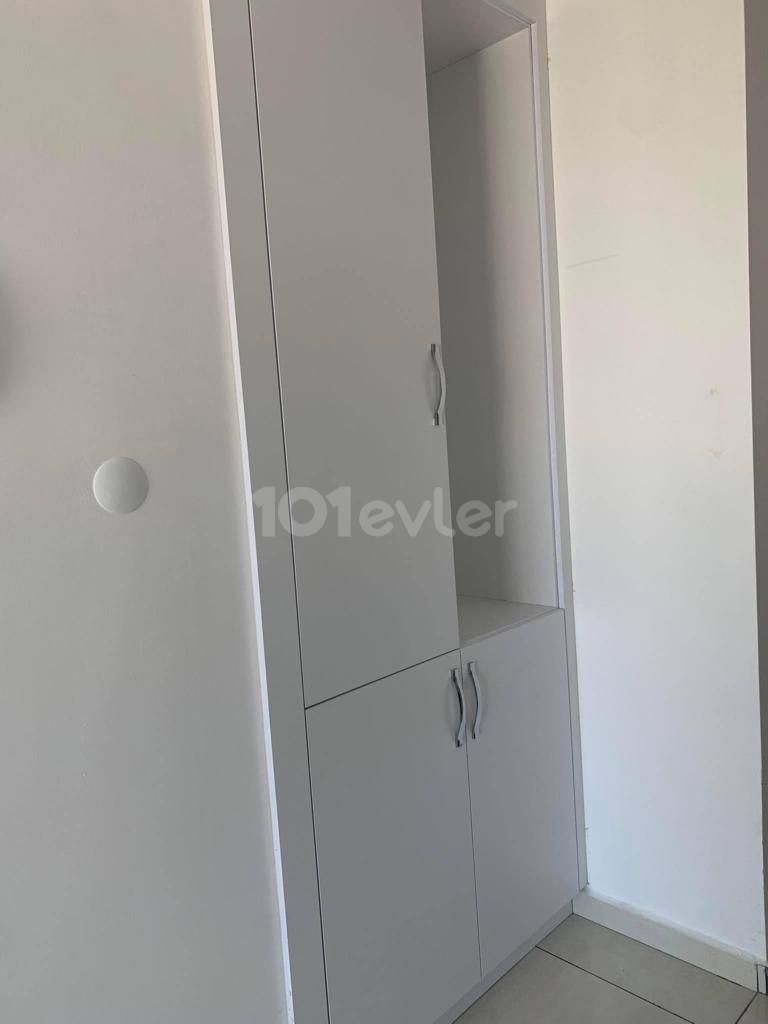 2 + 1 rent an apartment without furniture in the Yenişehir Region... ** 