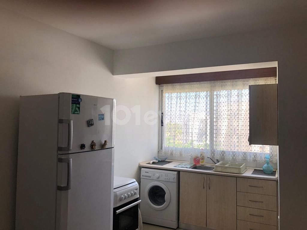 Ortaköy de şehirin merkezinde kiralık 1+1 daire 