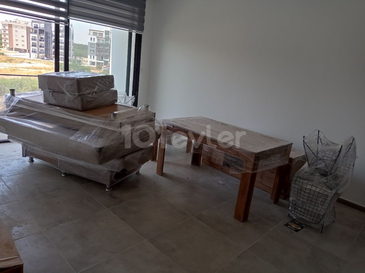 Dereboyunda kiralık 2+1 yeni eşyalı modern daire 