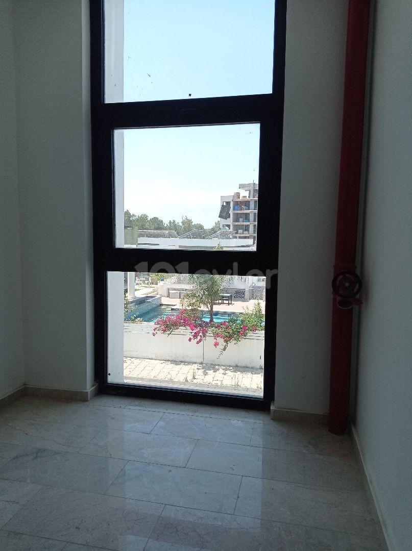 Dereboyunda kiralık 2+1 yeni eşyalı modern daire 