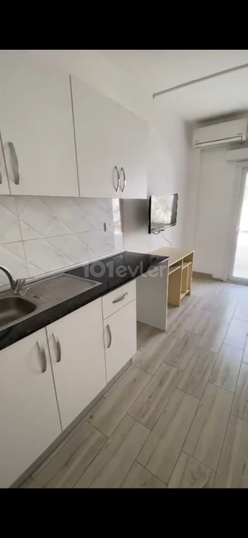 Ortaköy YDÜ Karşında kiralık studio daire.