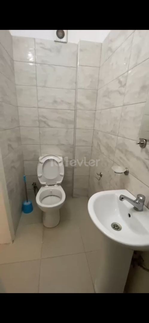 Ortaköy bölgesinde YDÜ üniversitesine yakın kiralık studio daire 